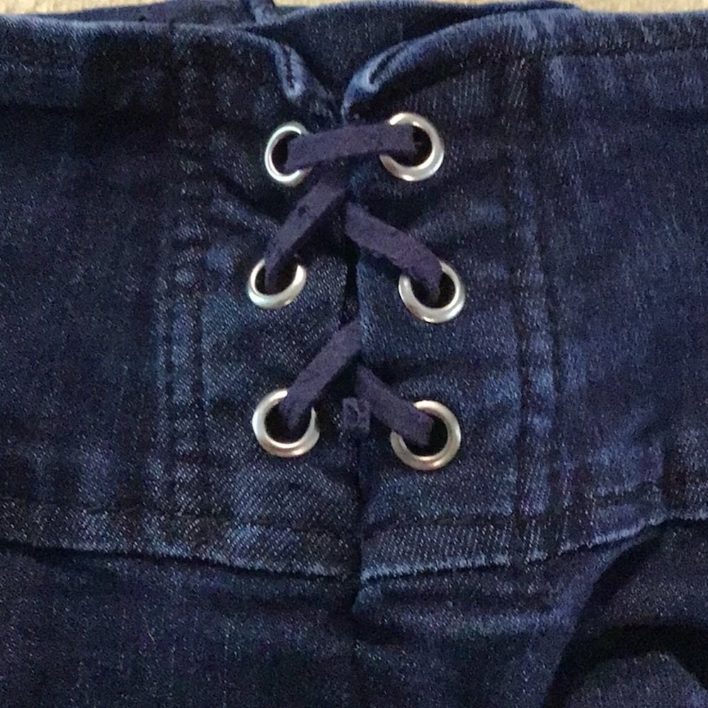 Jean shorts by Almost Famous size 3 - Picture 5 of 5